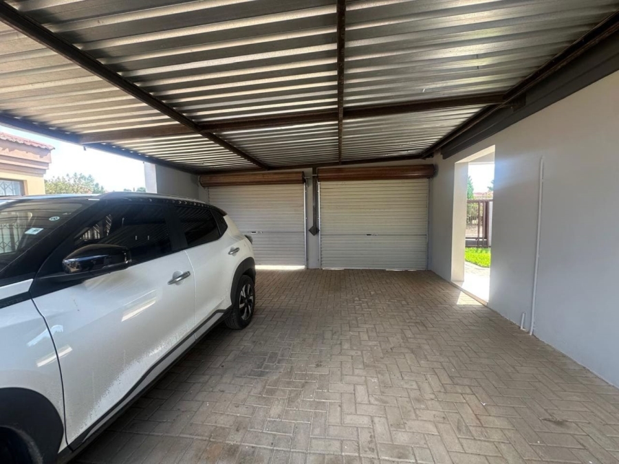 To Let 3 Bedroom Property for Rent in Vista Park Free State